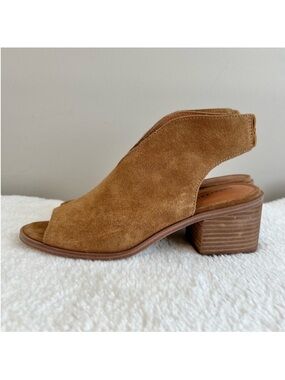 Lucky Brand Women's Tan Suede Open-Toe Block Heel Sandals